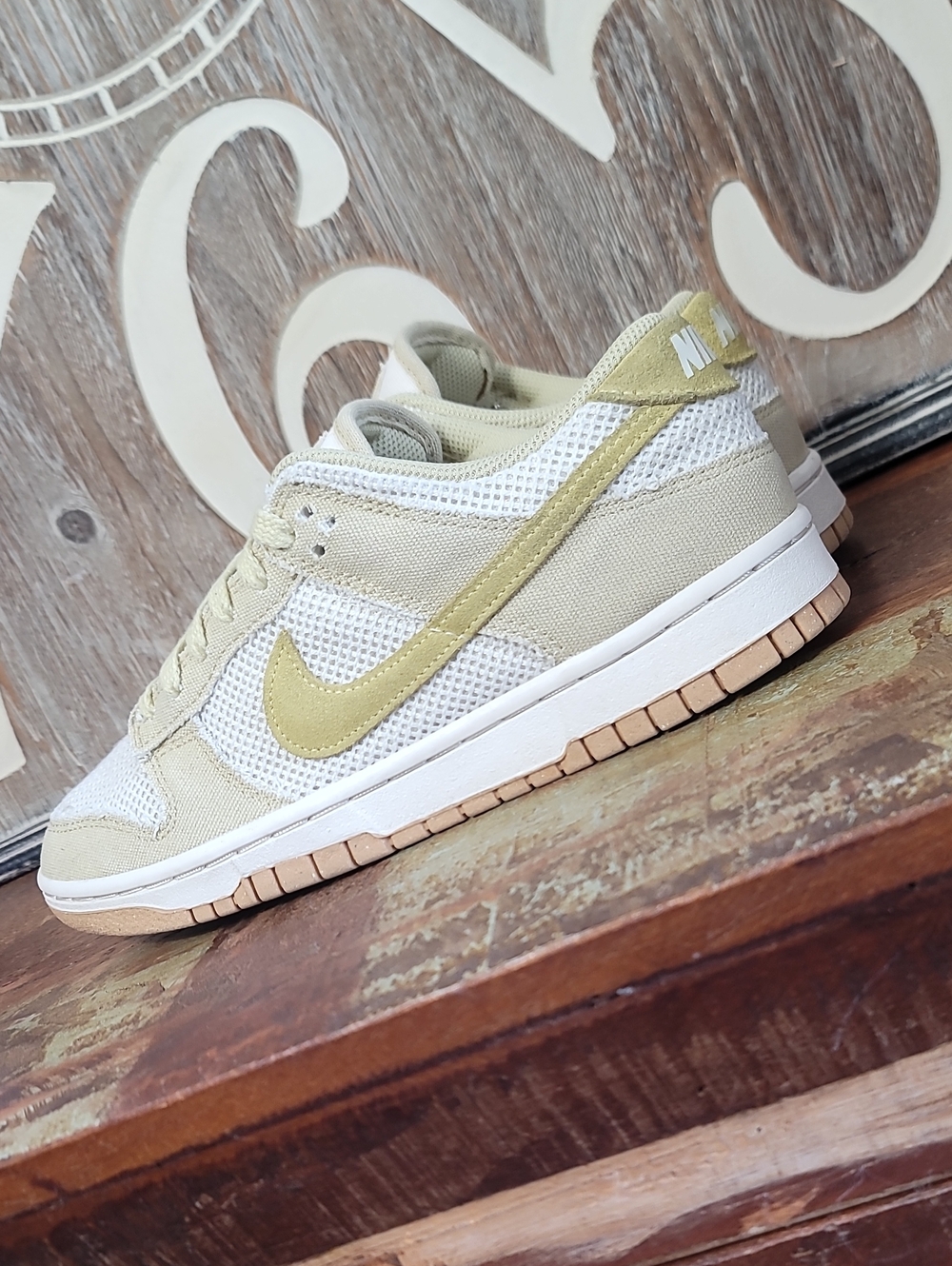 Nike Wmns Dunk Low Next Nature SE "Team Gold/Pale Ivory" Wmns 8.5 Good Cond. - Picture 13 of 15